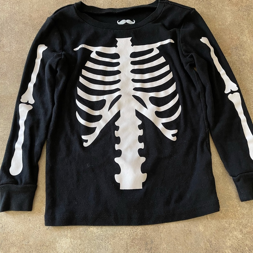 Kids Skeleton Pajamas Sizes 4/6 and 8/10